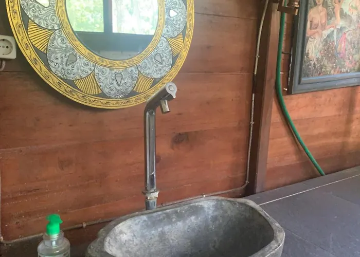 Séjour chez l'habitant Bulian *